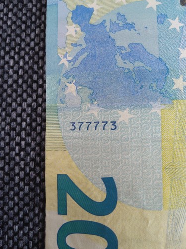 Rara banconota euro - banconota,