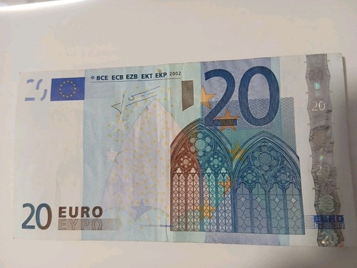 Banconota euro 2002 - 2002, prima